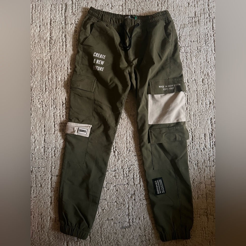 Men's Green Cargo Pants with Pockets